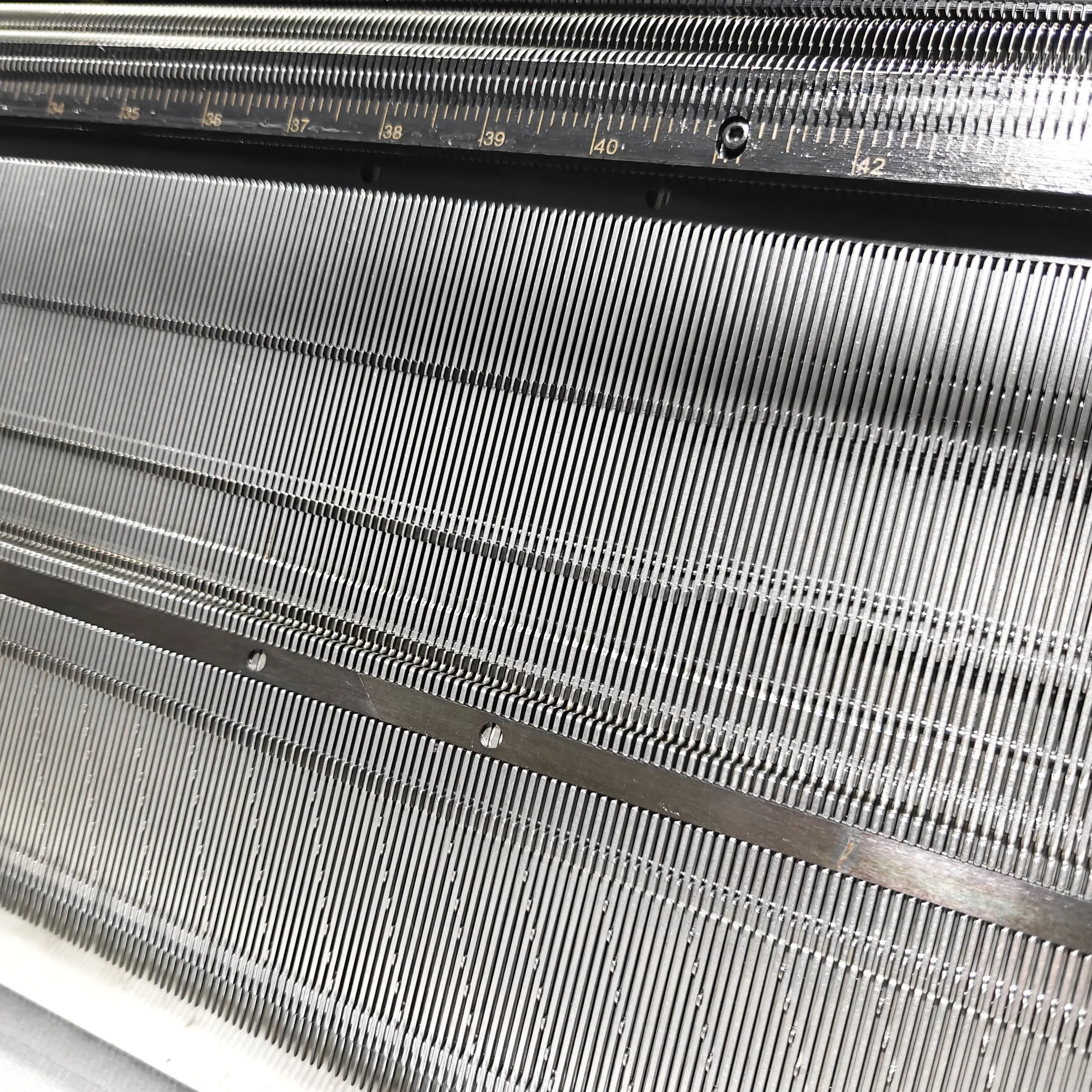 latest design computer manual hand driven  Machine Model making cardigan sweaters flat knitting machine