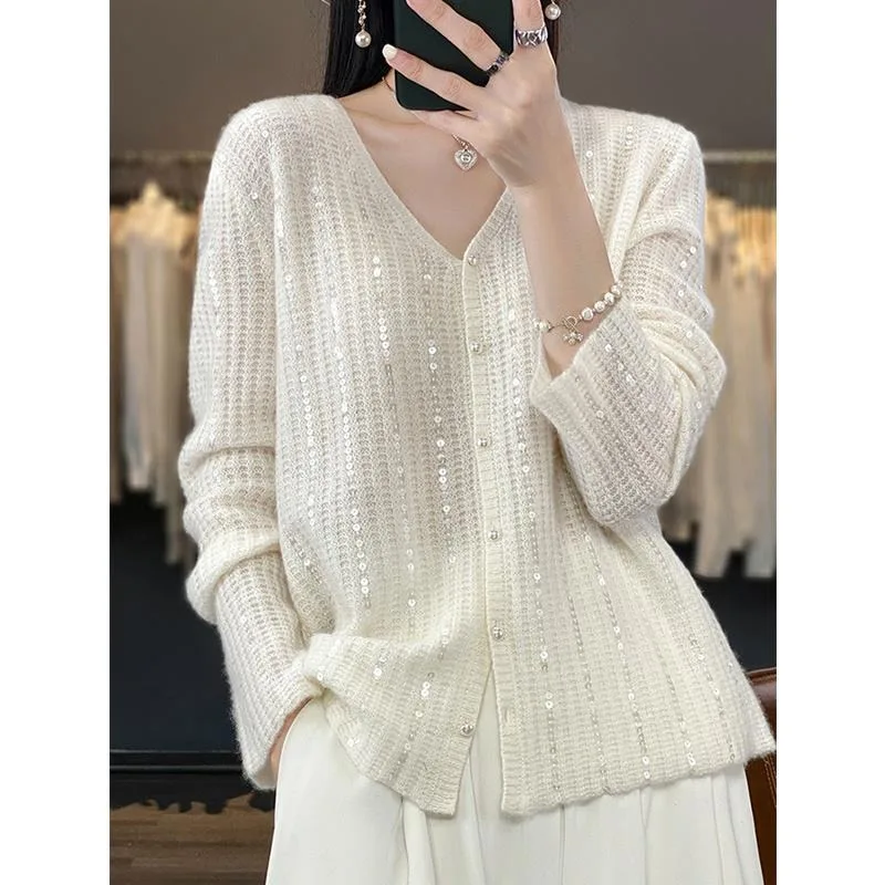 2025 Spring and Autumn New Women's Cardigan Fashion V-neck Sparkling Versatile Sweater Coat Loose Pearl Button Knitted Top