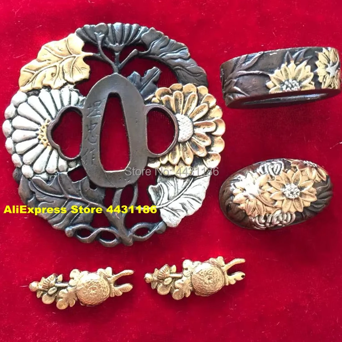 A Set Japanese Sword Guard Fittings Copper Chrysanthemum Tsuba Fuchi Kashira Menuki For Katana/Wakizashi/Tanto DIY Accessory