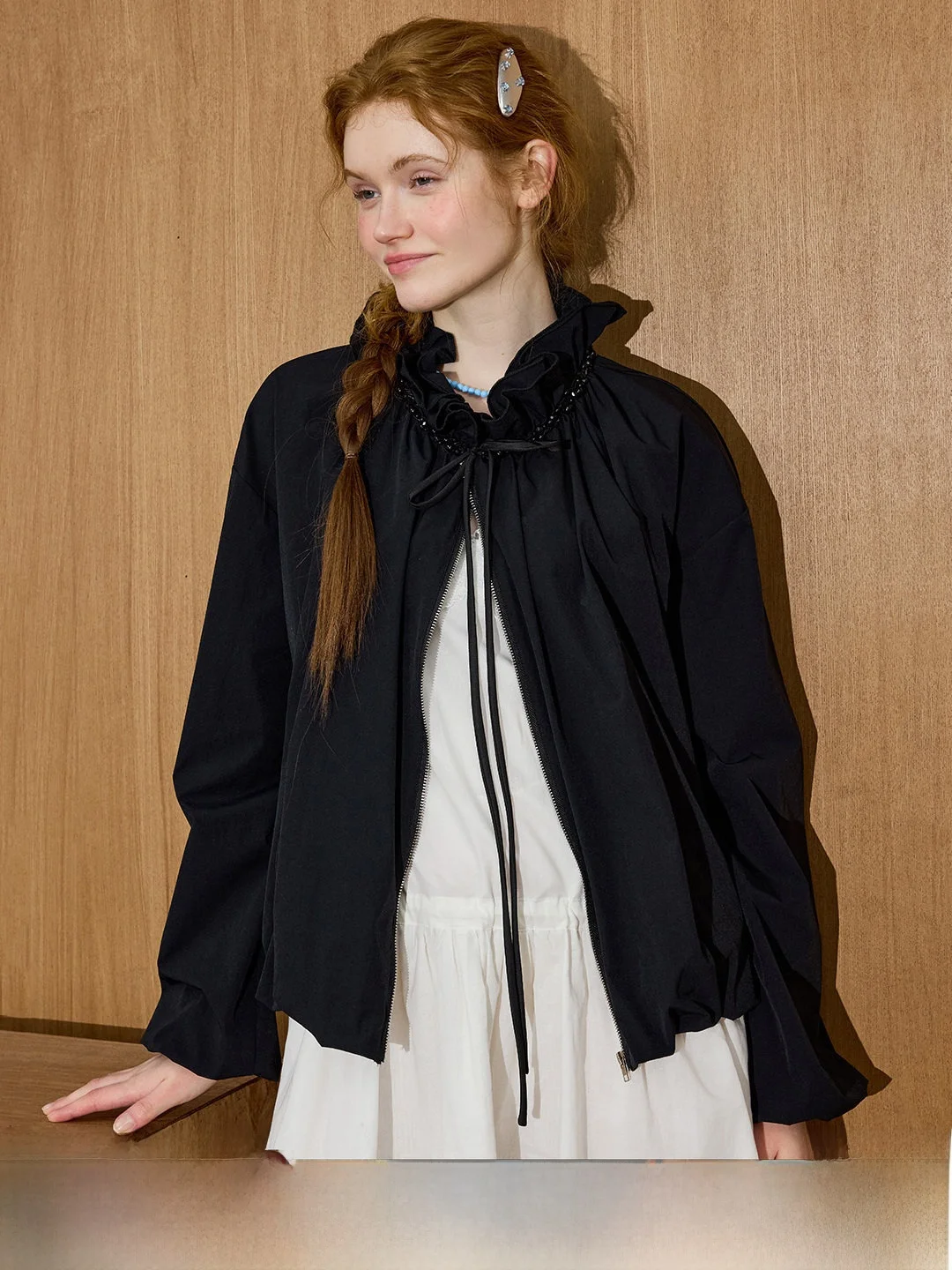 Coolhut Intelligent Retro Style Short Zipper Jacket Women's Stand Collar Ruffle Hem Belted Black Outerwear for Ladies