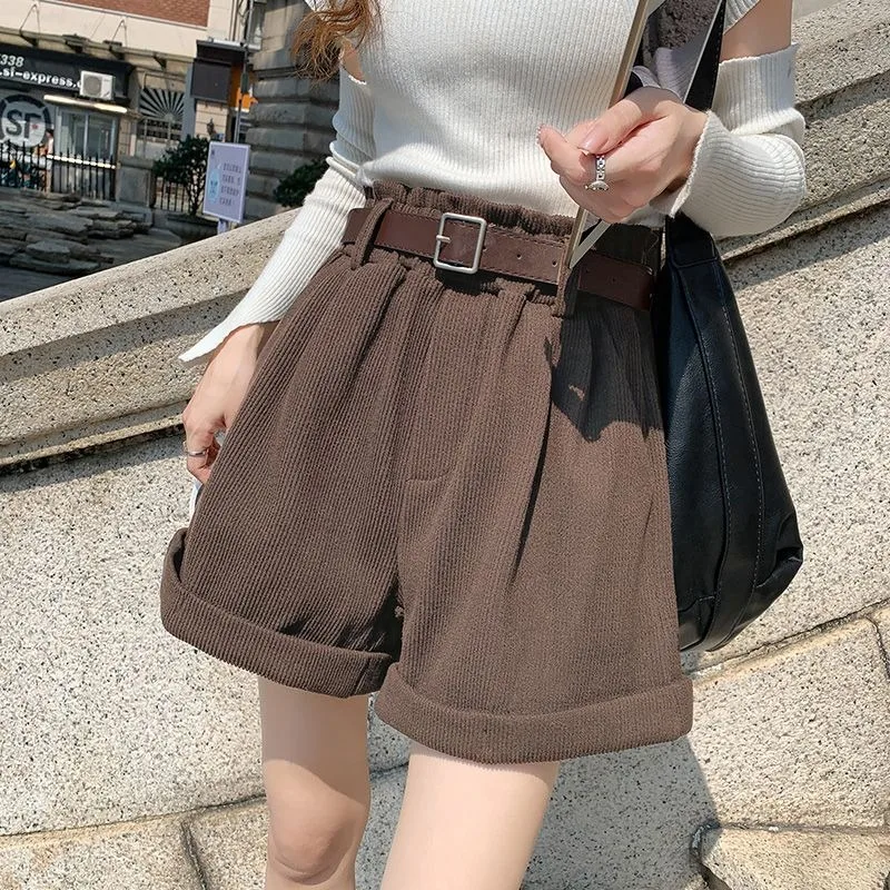 Pantaloncini di velluto a coste Donna A-line a vita alta Elegante stile coreano allentato Casual All-match Vintage Giovane donna Gamba larga Donna Chic Ins