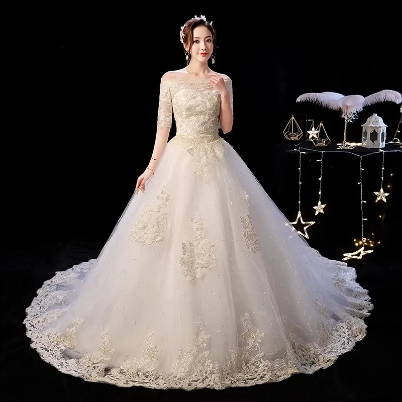 

It's Yiiya White Wedding Dress Embroidery O-neck Half Sleeves Princess Trailing Plus Size Bride Ball Gown Lace up XN016