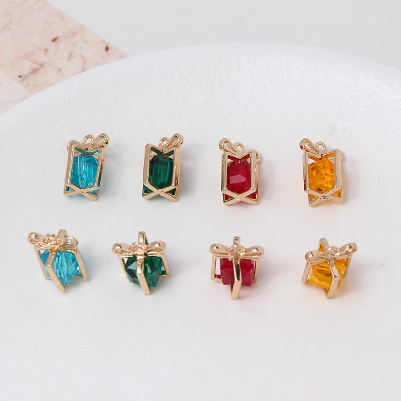 10pcs/ Set Sweet Crystal Gift Box Pendant DIY Christmas decoration accessories bracelet earrings hairpin material