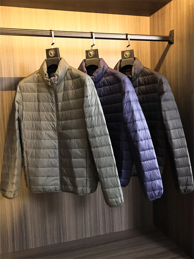 

Lightweight High Fluffy 90 White Duck down Stand Collar Men's Basic Pure Color down Jacket Autumn Winter Fashion Urban Style