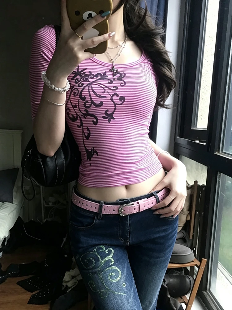 Genayooa Amerikanisches Retro-T-Shirt für Damen, bedruckt, mit Blumenmuster, halbe Ärmel, Y2k, japanische Vintage-Grafik-Tops, 2000er-Jahre, Fairycore-Streetwear – Detail 4