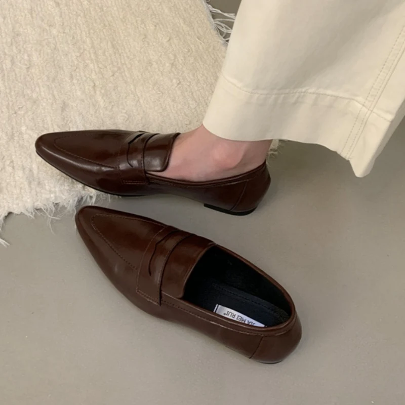 British Style Autumn Fashion Women\'s Shoes 2024 New Solid Color Pointed Toe Flats Decoration Slip-On Women Casual Loafers  Mujer