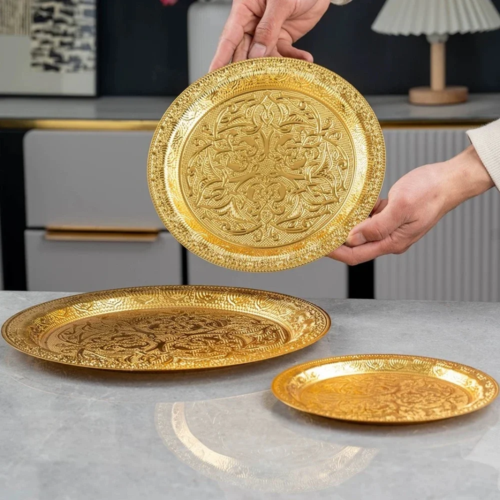 

Circle-Carved Design Metal Cake Tray With Exquisite Plate Engraving Flower Golden Food Fruit Tray For Party Wedding Decoration