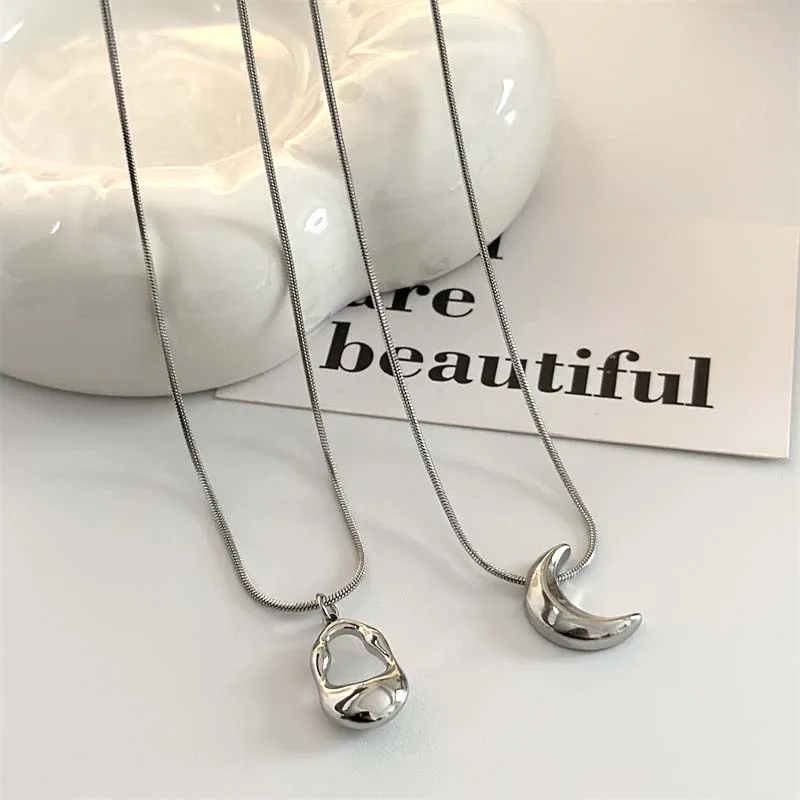 2024 New Trendy Silver Color Hollow Water Drop Pendant Necklace For Women Girl Simple Geometric Clavicle Chain Choker Jewelry