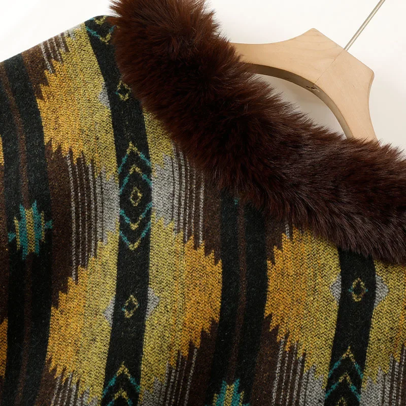 เสื้อคลุมสไตล์ยุโรปและอเมริกา ลายสก็อตแบบใหม่ ผ้าคลุมไหล่ขนเฟอร์เทียมแบบมีฉนวน ผ้าคลุมไหล่ลายแจ็คการ์ดสำหรับผู้หญิง