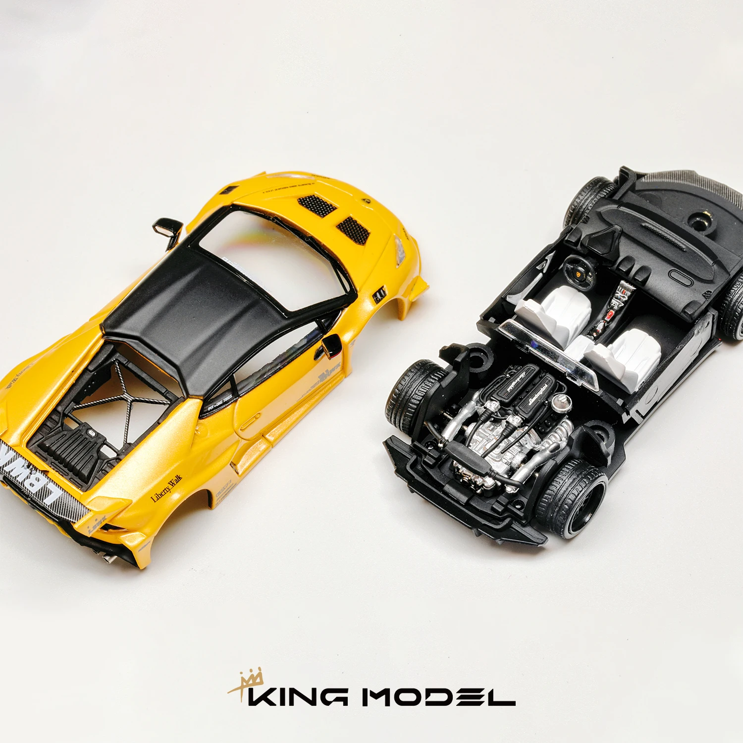 Prevendita King 1:64 LBWK Huracan Cappuccio aperto Diecast Diorama Collezione di modelli di auto Giocattolo