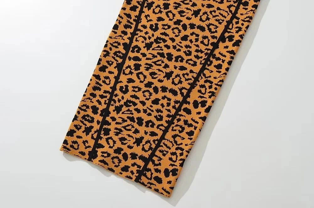 ชุดเดรสไหมพรมลายเสือ ทรงเข้ารูป สายรัดไขว้ ผู้หญิง เอวสูง ใส่ทำงาน ฤดูใบไม้ร่วง ชิ้นเดียว วัสดุอื่นๆ