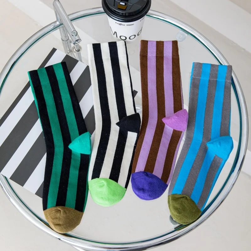 2024 New line color matching stripes in tube socks double needle double way design men and women cotton socks sports socks