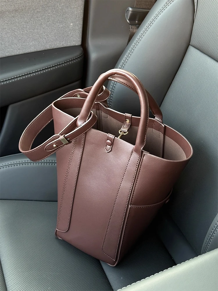 

КОРИЧНЕВЫЙ КОРИЧНЕВЫЙ БУФЕТ НА ПЛЕЧКЕ СУМКА НА КРЕСТНЕМ ЖЕНЩИНА 2025 НОВИНКА FAION MAT РОСКОШНАЯ СУМКА РУЧНОЙ РУЧНОЙ СУМКА для YOUNG WOMEN