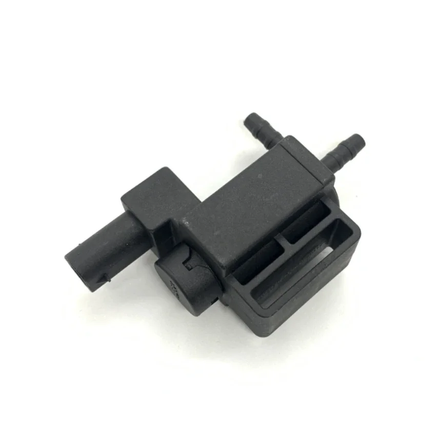 Turbocharger Solenoid Valve Fit For E350 E400 C300 C350 ML350 GLK350 3.5L Changeover Valve A0025406897 70228800 70228801