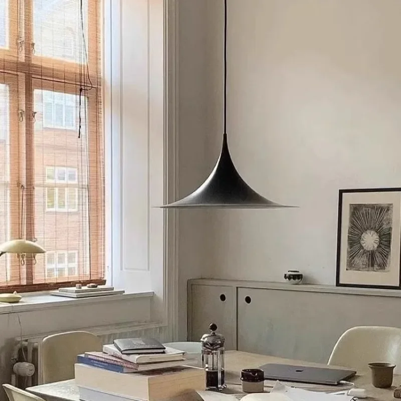 

Minimalist original horn chandelier can be moved rocker arm restaurant flying saucer light medieval style island track light