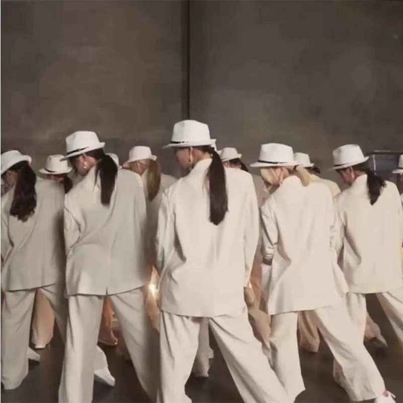 Traje de actuación del mismo grupo de chicas coreanas, traje de baile de Jazz de color albaricoque, disfraz de canto, traje de baile callejero, 2024