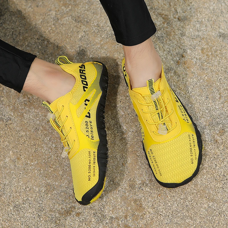Aqua Shoes Women Barefoot Five Fingers Sock Water Swimming Shoes Breathable Hiking Wading Shoes Beach Outdoor Upstream Sneakers