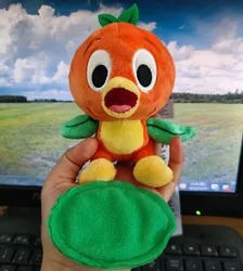 Disney Orange Bird Magnetic Shoulder Pal 5