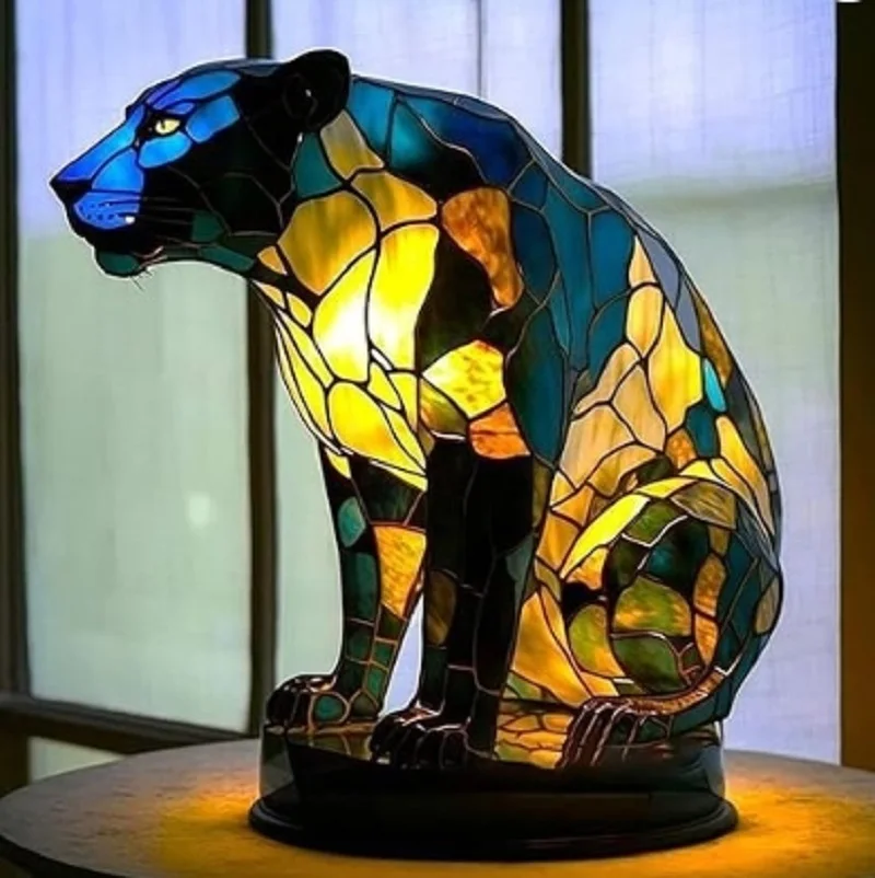 Resin Stained Glass Animal Table Light Night Light Panda Pig Giraffe Rabbit Elk Table Lamp for Living Room Home Bedroom Decorati