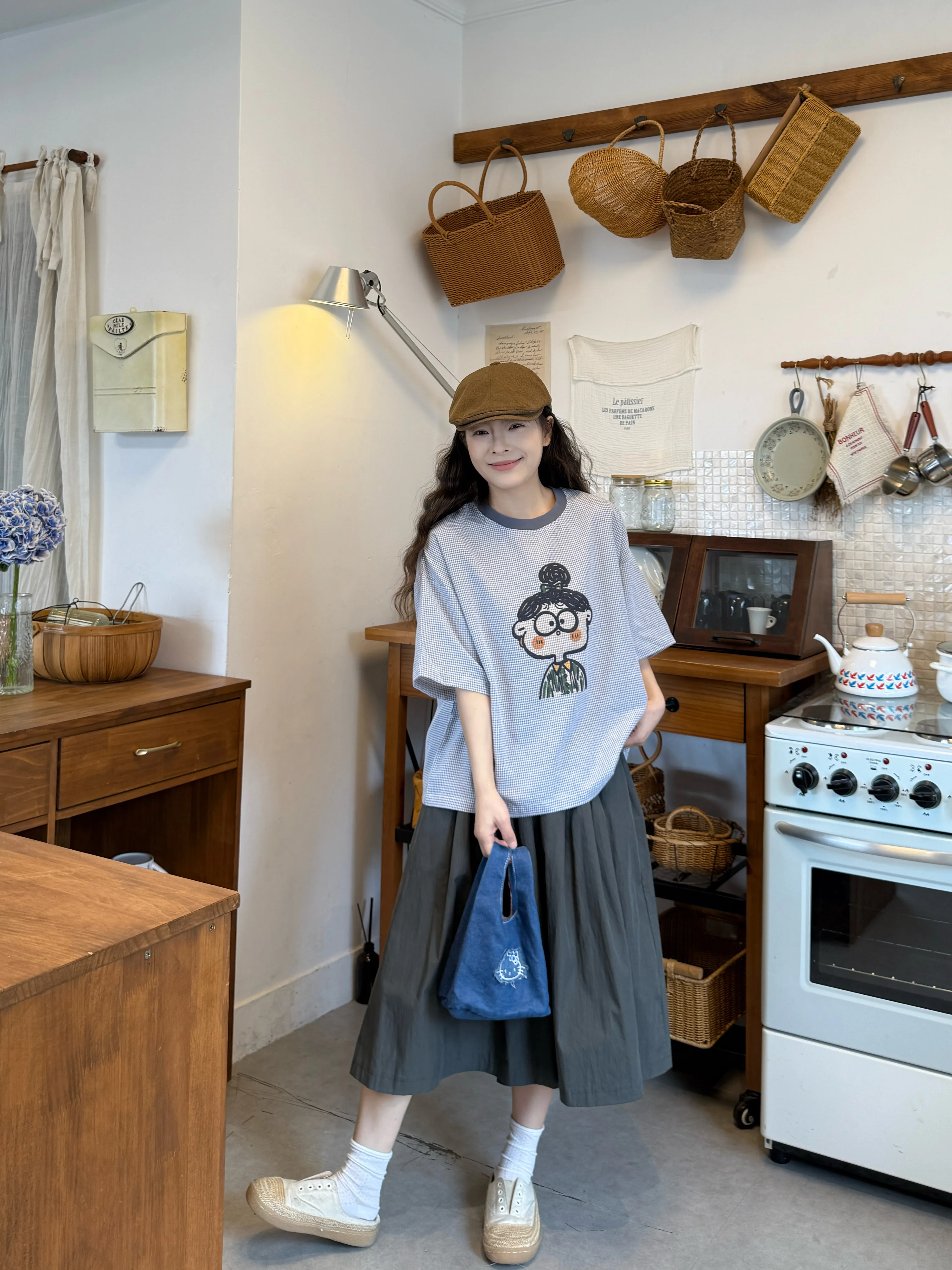 

Retro Floral Print round Neck Short Sleeve T-Shirt Women's Loose Casual Summer Two-Piece Set High Waist Eighteen Pants