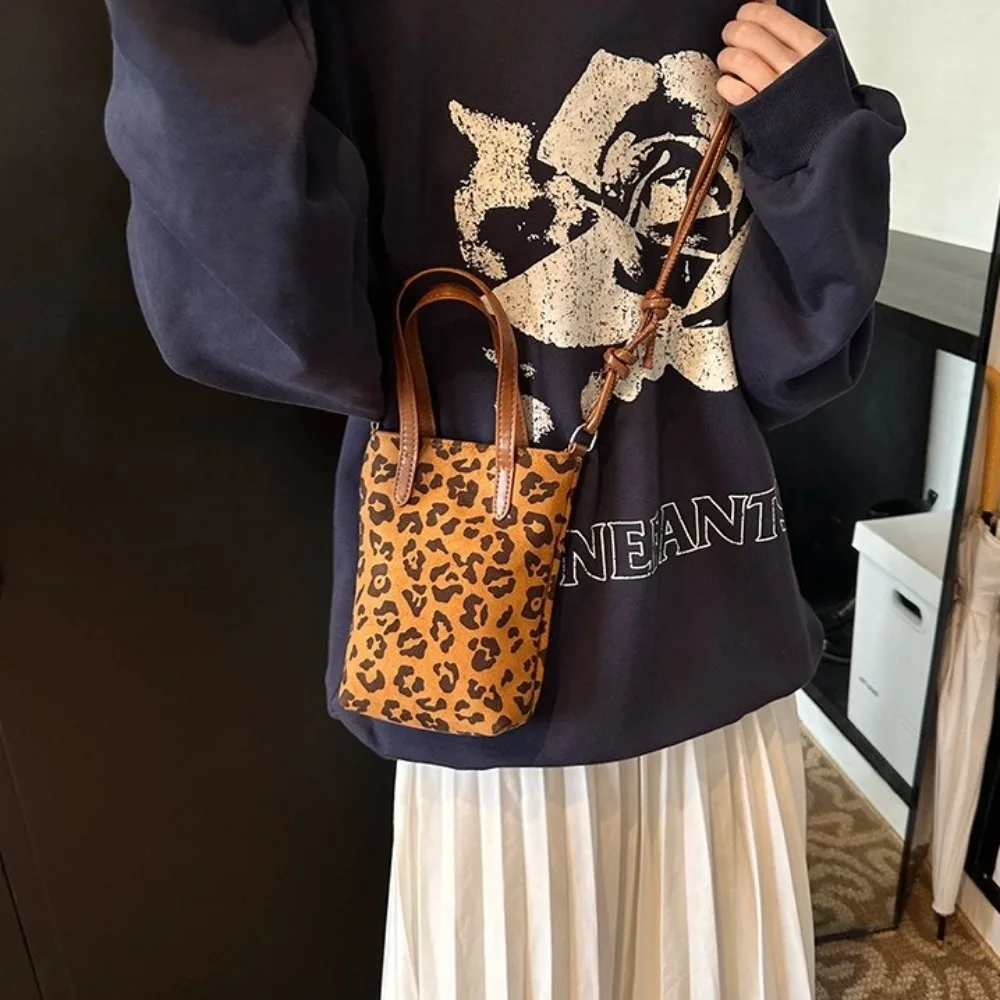 Retro PU Leopard Print Shoulder Bag Fashion Design Korean Style Suede Crossbody Bag Solid Color Adjustable Strap Handbag Outdoor