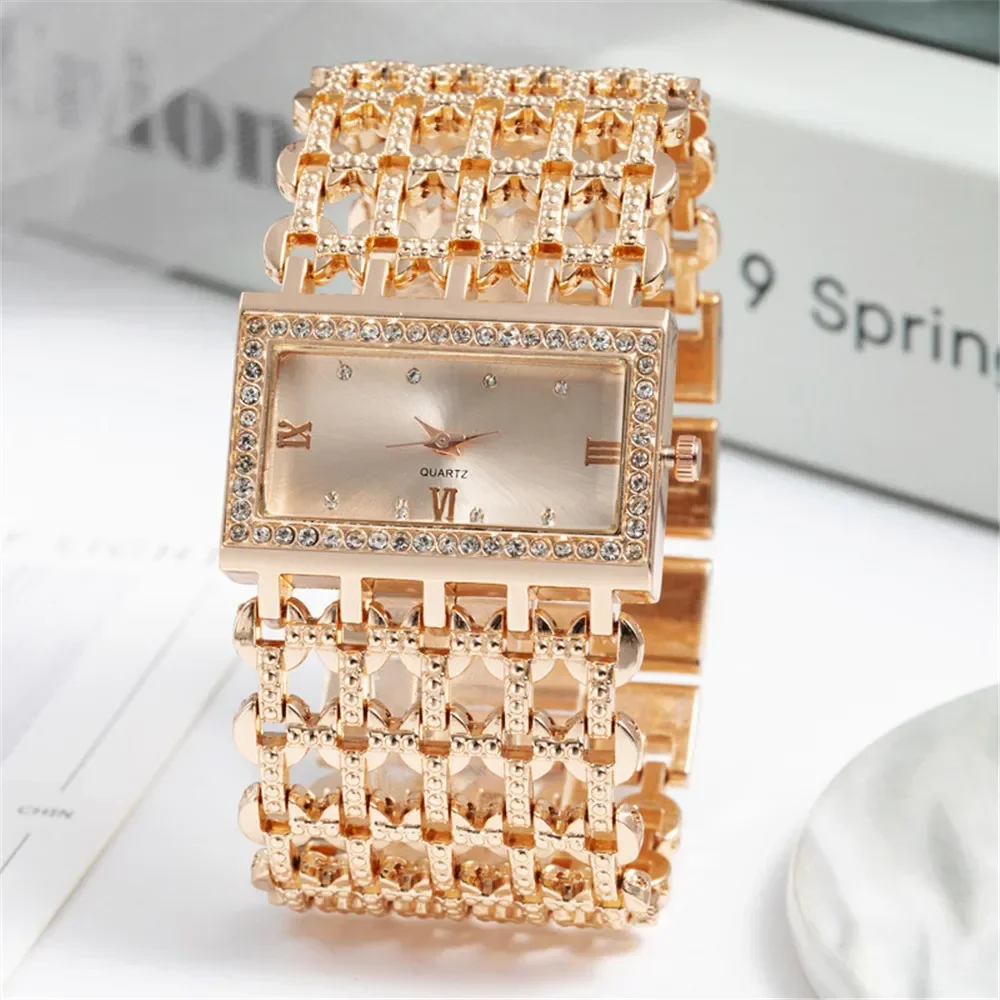 Luxury Fashion Women Watches Shining Dial Design Qualities Ladies Quartz Wristwatches Diamond Square Female Alloy Bracelet Clock