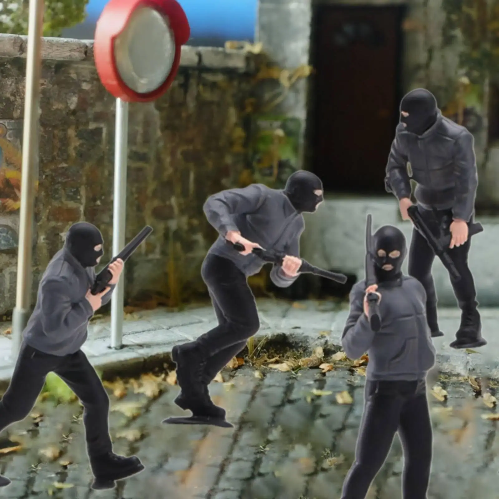 4 Pieces 1/64 Masked Thugs Miniature Figures for Crafts Tabletop Display