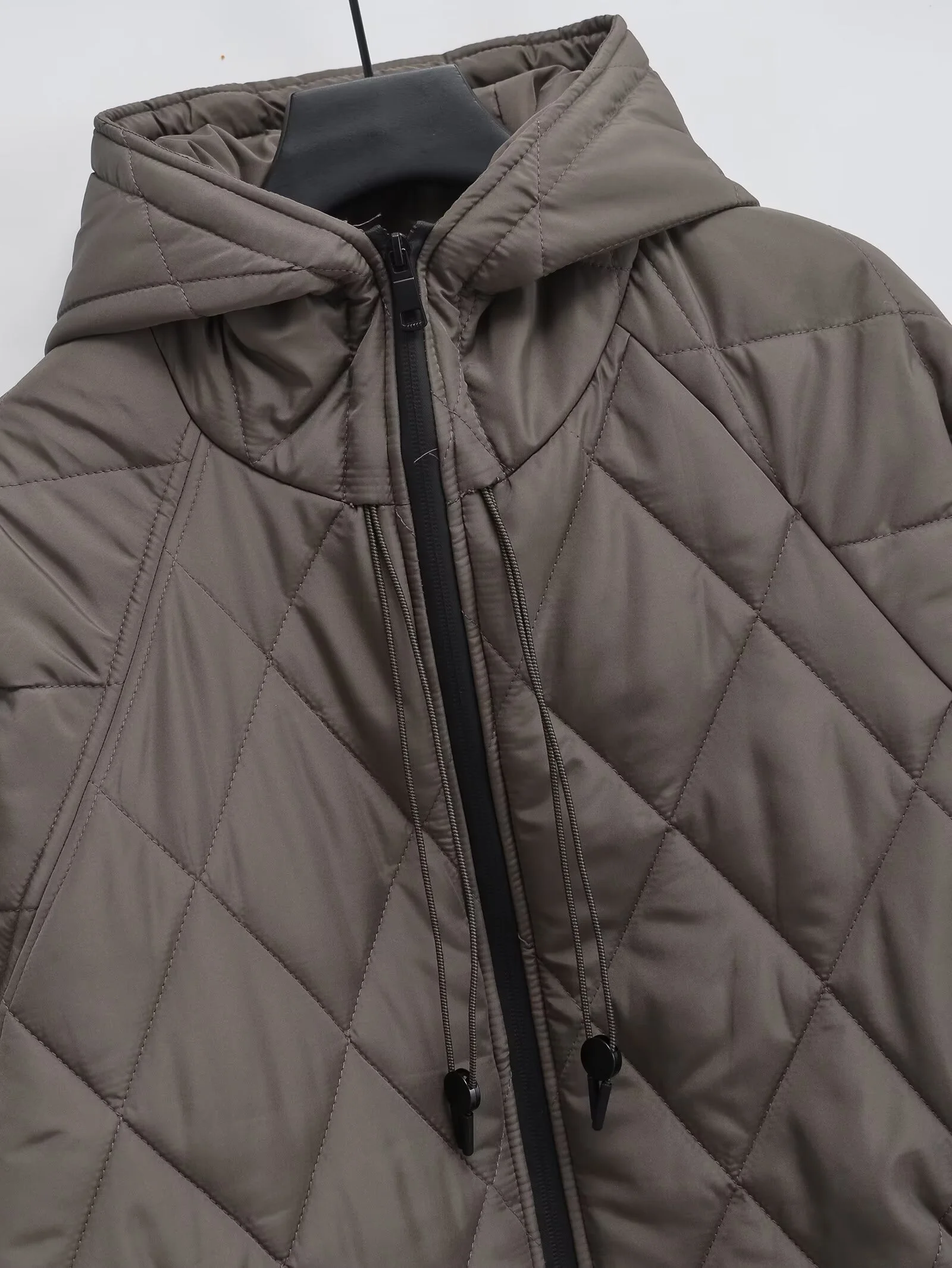 2025 خريف/شتاء جديد المرأة ريترو فضفاض الماس نمط الرباط مقنعين معطف طويل مبطّن بالقطن دافئ وسميك #4