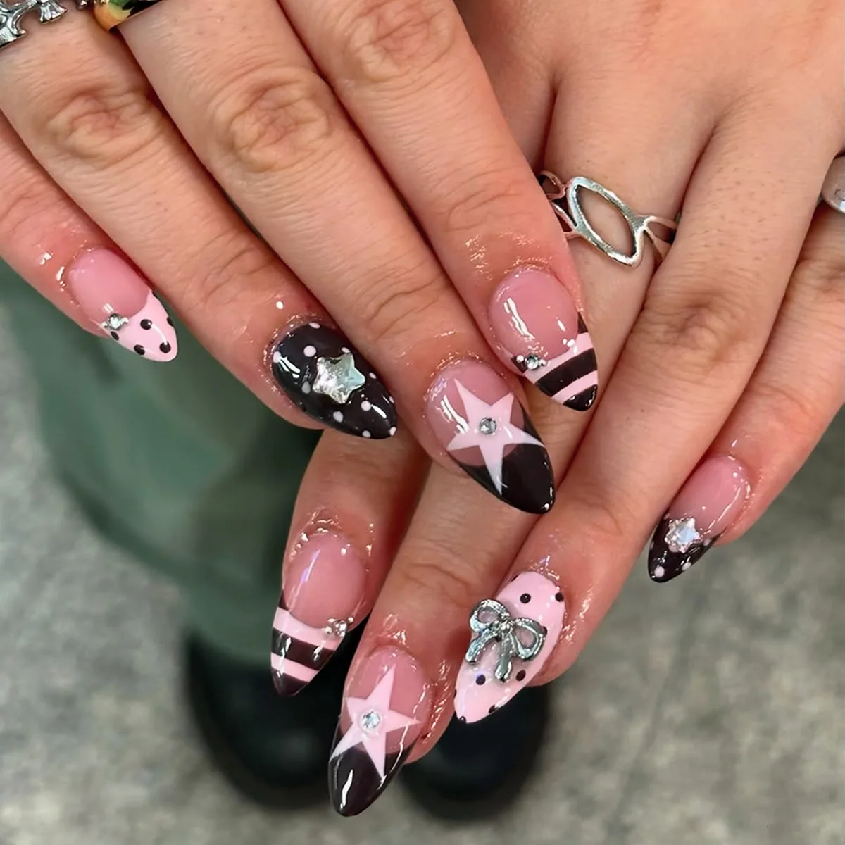 

24Pcs Black Pink Stripe French False Nails Polka Dot Bow Rhinestone Press on Fake Nails Mid-length Almond Wearable Manicure Tips