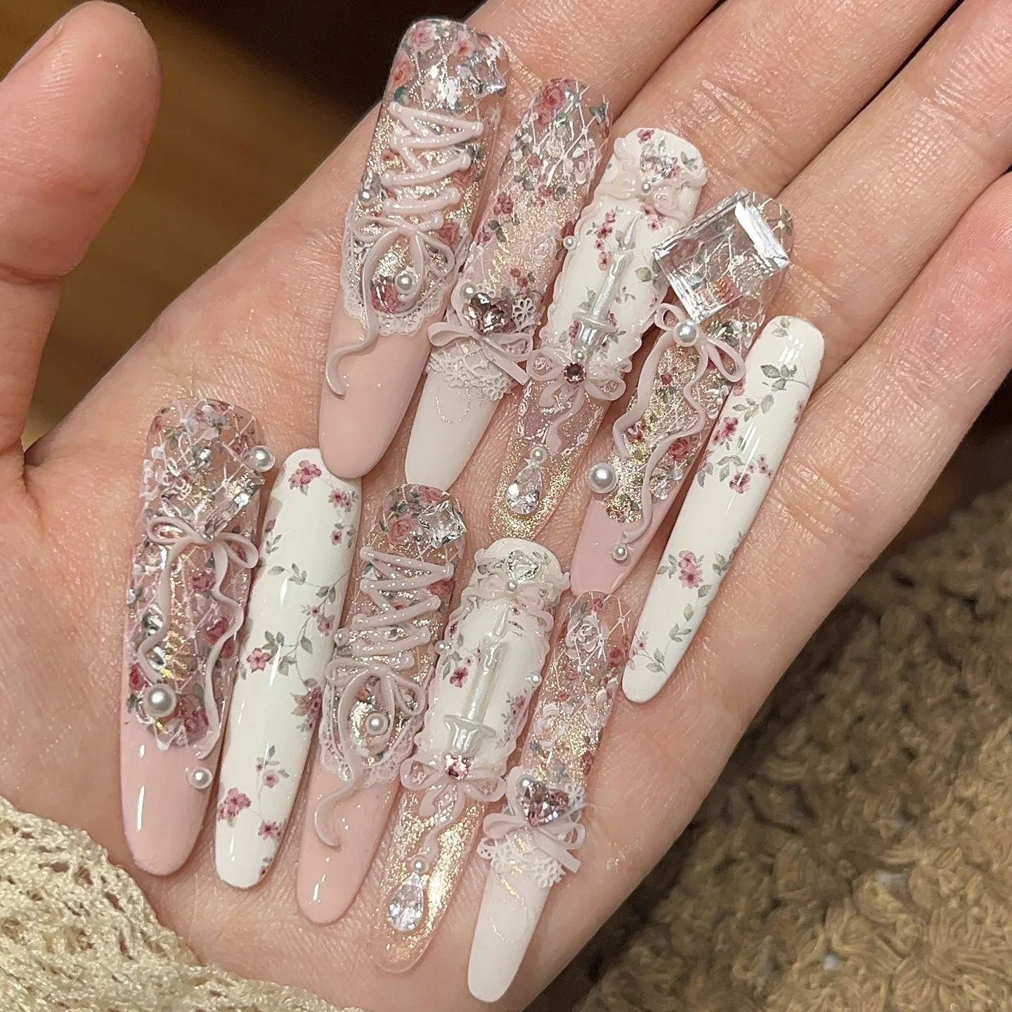 1 Stück 80cm Blumen-Spitzen-Nagelfolie für hübsche Transferfolien, Blumen-Aufkleber, Schleifen-Nagelfolien, Vintage-Rosen-Nagelkunst-Dekorationen – Detail 3