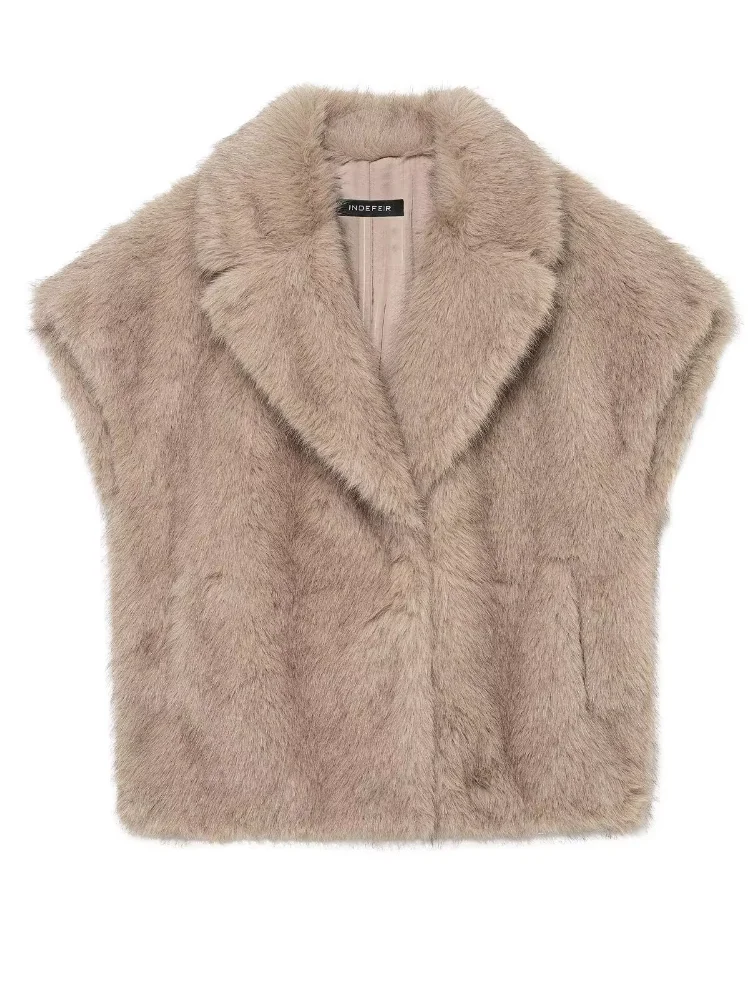 

Chic Women Casual Faux Fur Vest Coat Lapel V-neck Fluffy Loose Solid Short Waistcoat Female Winter Daily Commute Street Vests