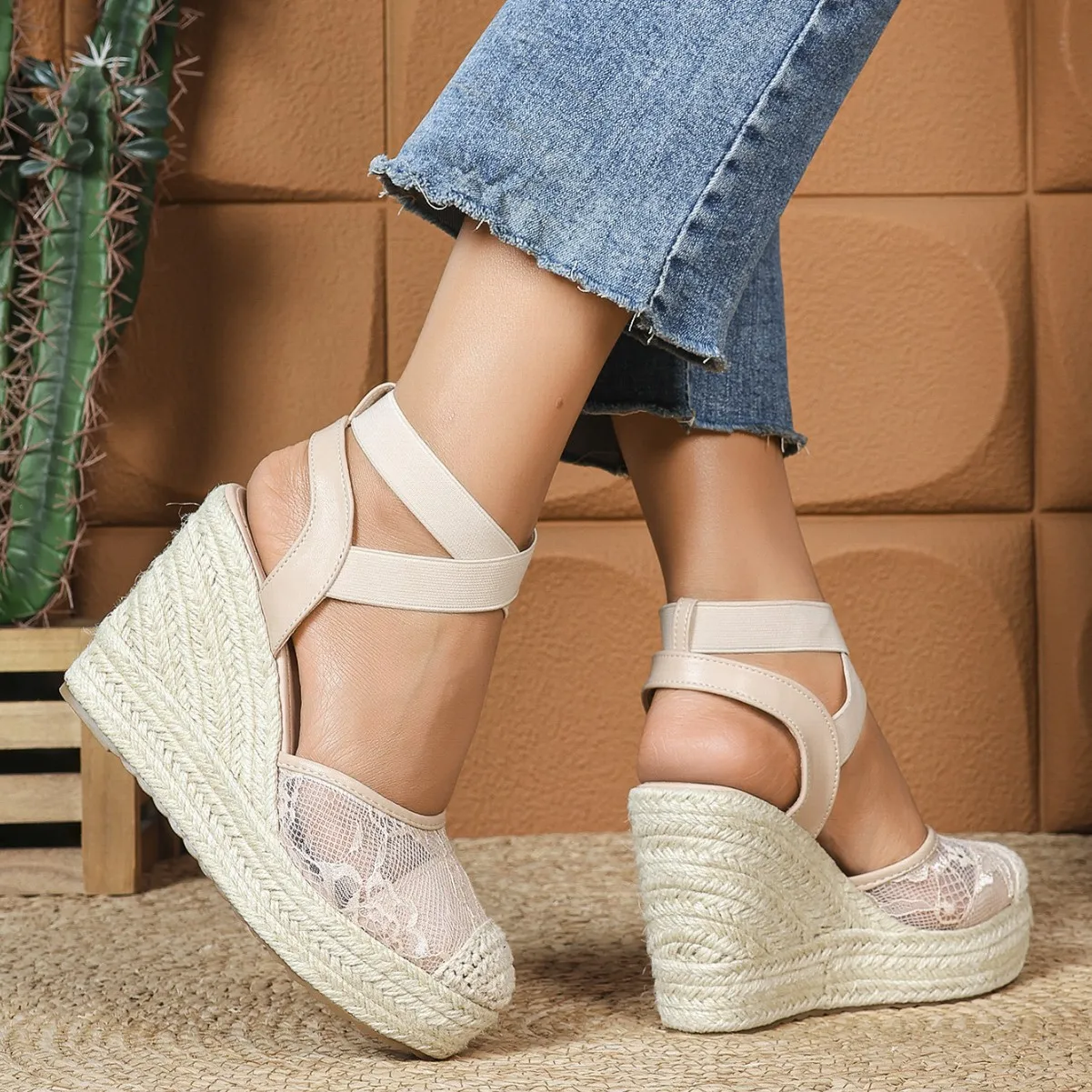 

2025 Comfy Walk Big Size 42 Summer Women's Lace Espadrilles Sandals Ankle Strap Wedges Sandals High Heels Platform Shoes Woman