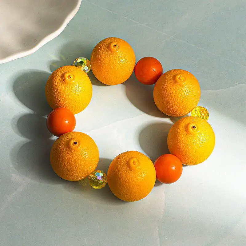 Niedliches 3D-Simulations-Harz-Frucht-Charm-Armband mit Kunstperlen- und Strassdetails für den täglichen Gebrauch, Partys und den Sommer-Strandurlaub. – Detail 7