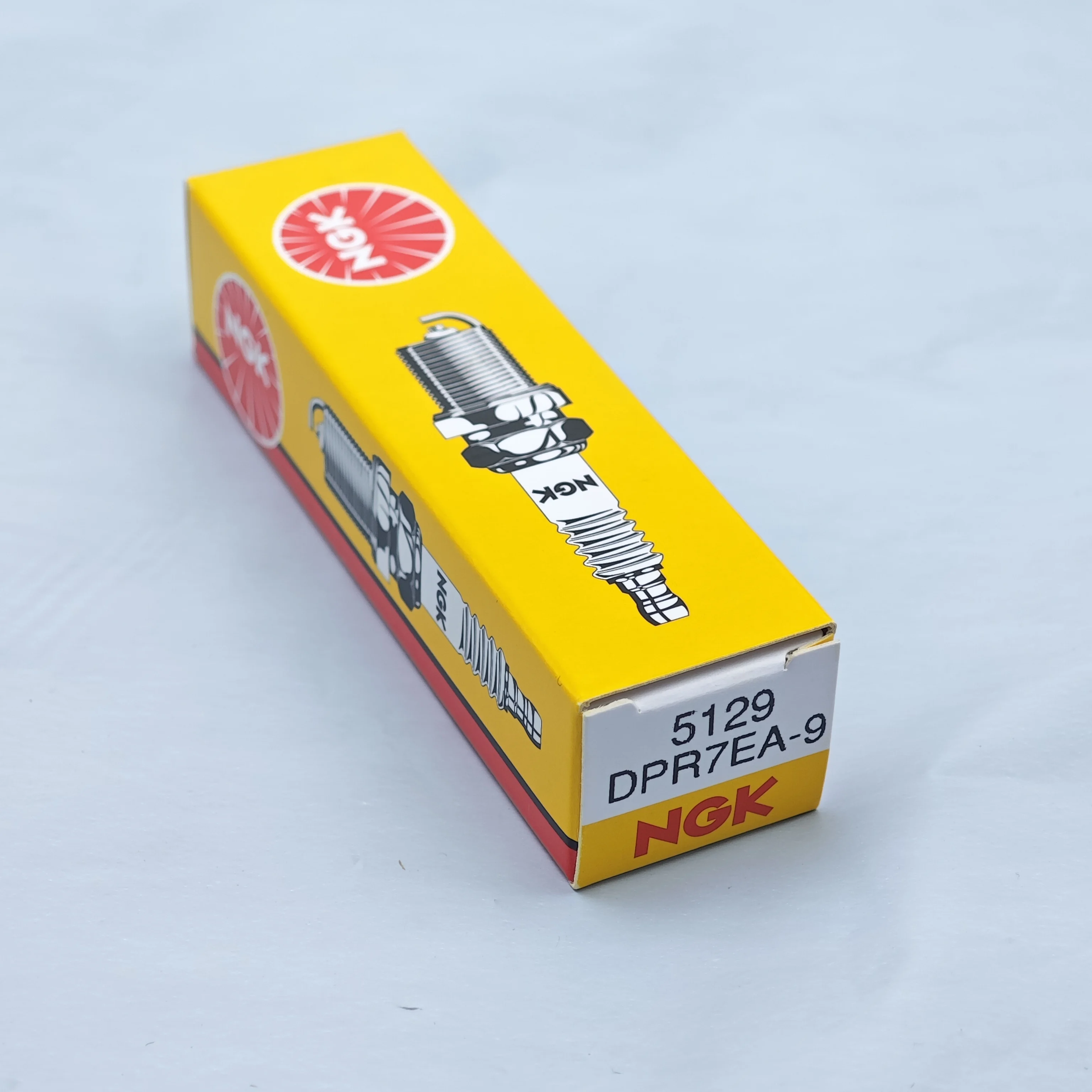 NGK Spark Plug Adequado para Yamaha MT01, Motocicleta Original, Midnight Star, Honda VT750 Outboard, DPR7EA-9 5129