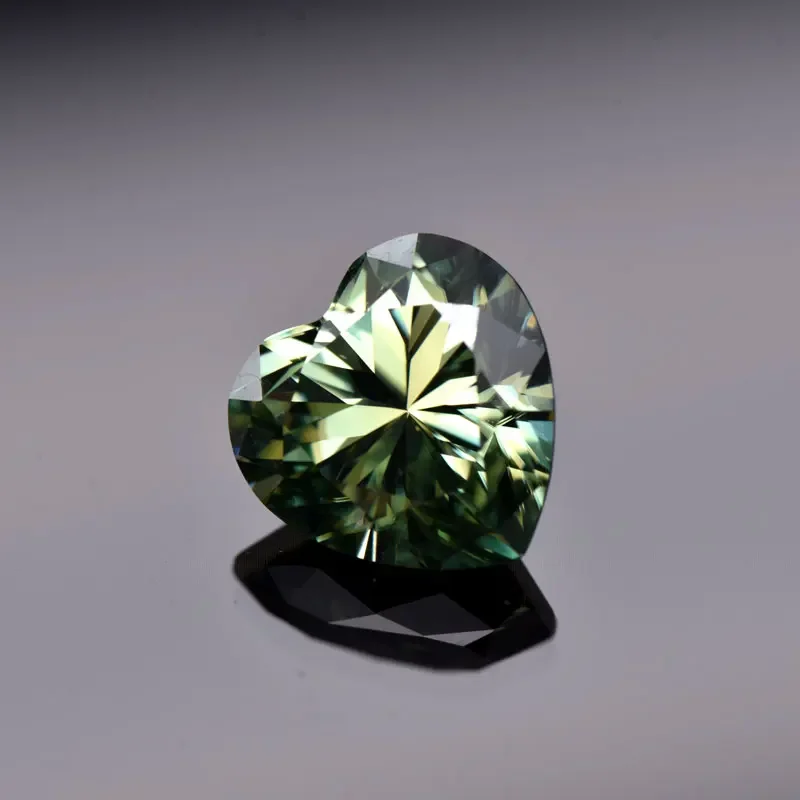 

Moissanite VVS1 Artificial Stone Yellow Green Color Heart Cut with Certificate Used for Manufacturing Jewelry