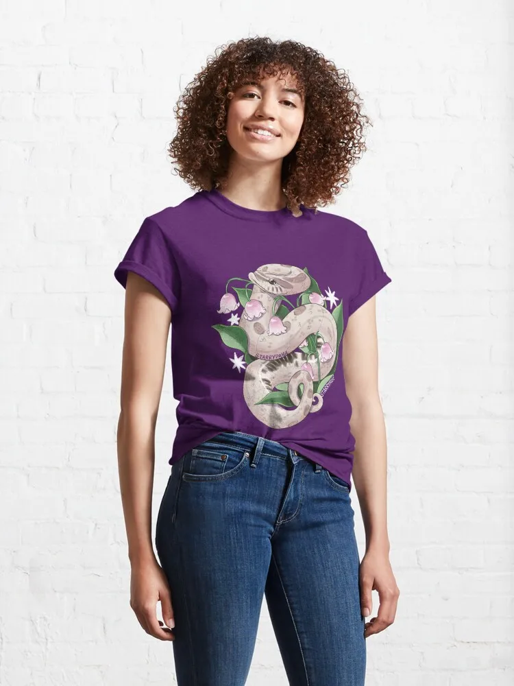 Lavender Hognose Snake With Lily Of The Valley Classic T-Shirt Short Sleeve Tops Tees Cotton Print Tshirts New Fashion Top Tees