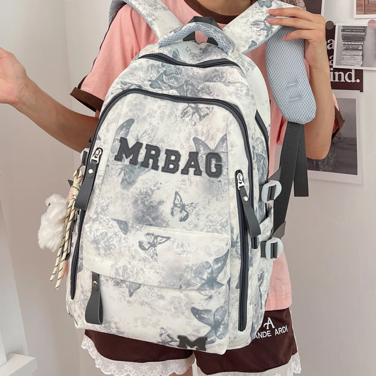 women-butterfly-print-backpack-large-capacity-school-bag-for-teenage-girls-casual-travel-laptop-backpack-fashion-student-bookbag