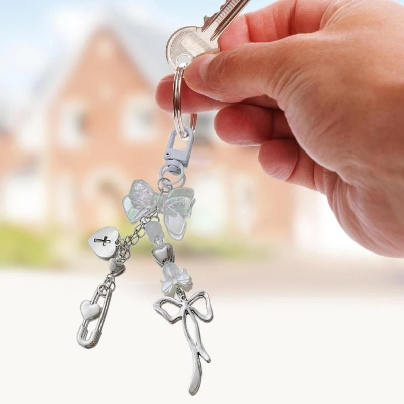 

Butterfly Heart Phone Lanyard Beaded Keyring Colorful Keychain Pendant Stylish Ornament Backpack Jewelry for Women