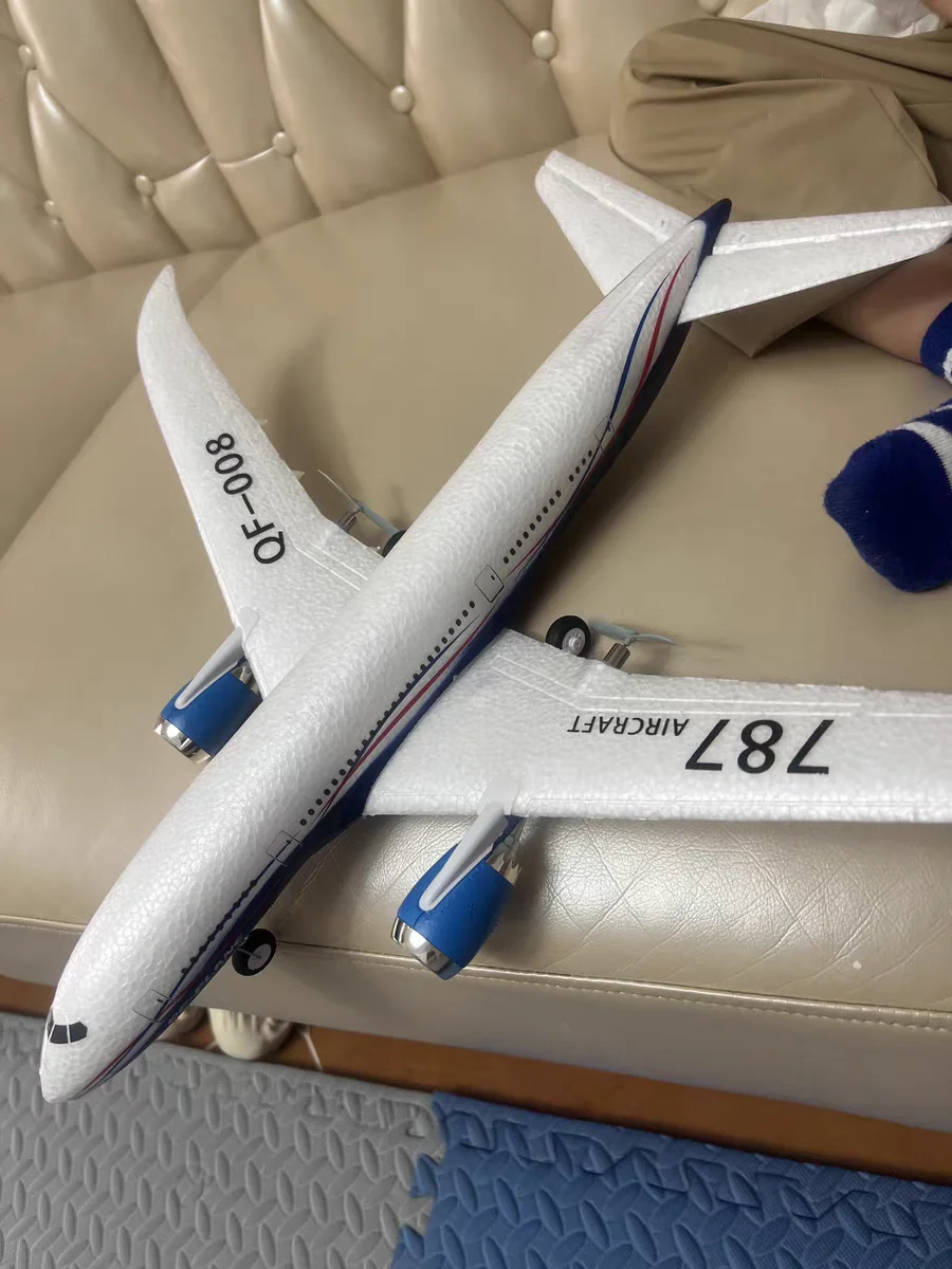 

Qf008 дистанционное управление 787 планер трехканальный самолет с неподвижным крылом 2,4g Детский Электрический пульт дистанционного управления сюрприз детские игрушки