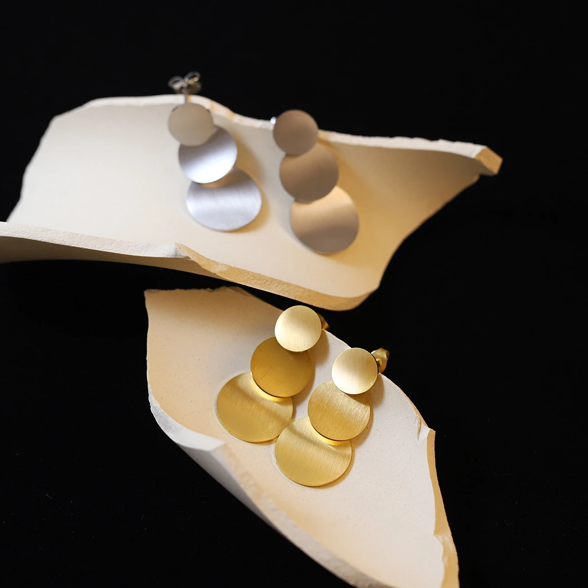 Long Stacked Geometric Matte Circular Scales Drop Dangle Earrings Summer Beach Popular Golden Statement Jewelry Prevent Allergy