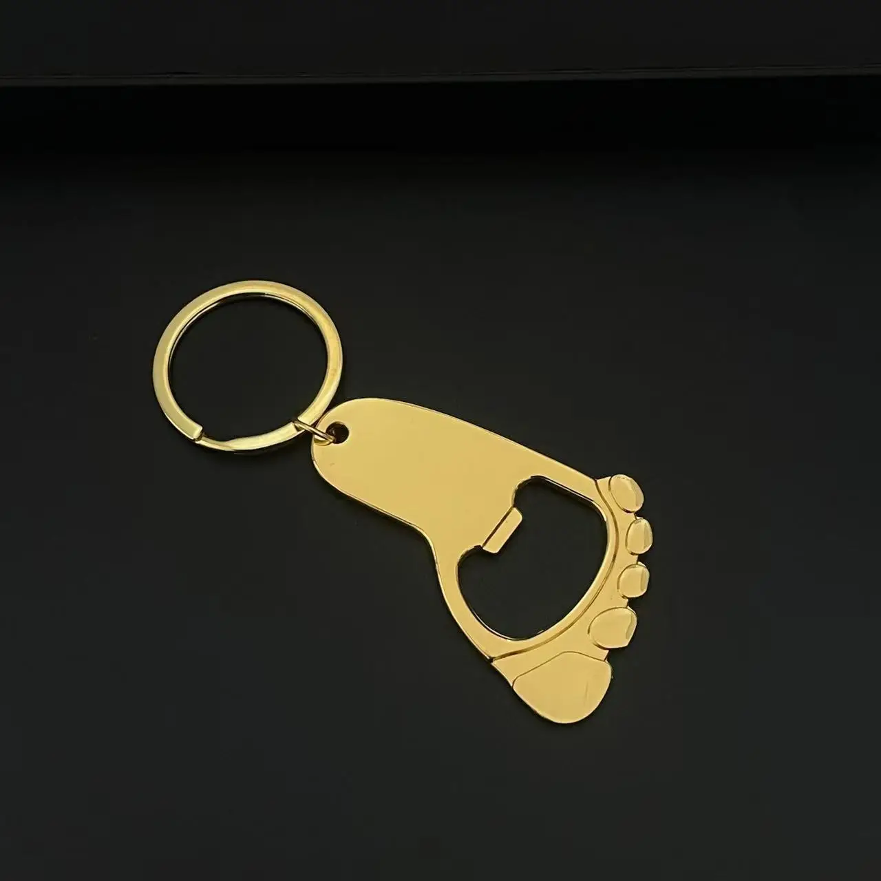 Kreativer Kleiner Fußabdruck Schlüsselanhänger Flaschenöffner Metall-Schlüsselring Legierungsanhänger Taschenaccessoire Schlüsselkette Modisches Exquisites Geschenk – Detail 4