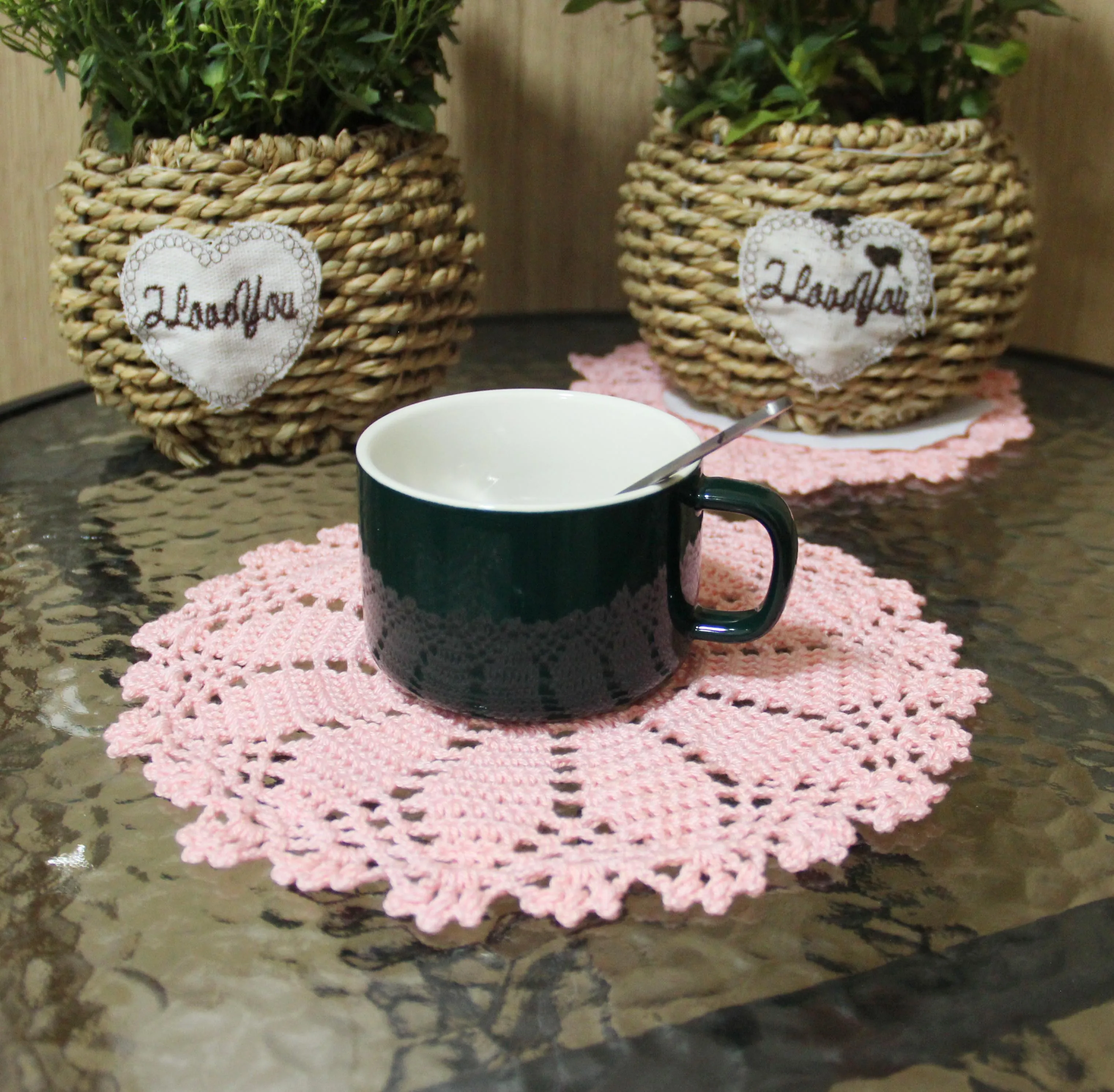 BomHCS   Doilies Handmade Round Crochet Lace Doilies Table Placemats Vase Pads Mats Doily2pcs