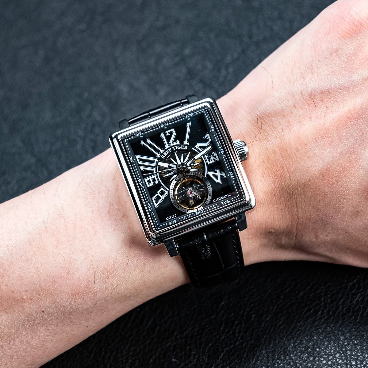 

Мужские автоматические часы Reef Tiger RT Designer Star Wheel с турбийоном, светящимся циферблатом и ремешком из натуральной кожи, модель RGA5026