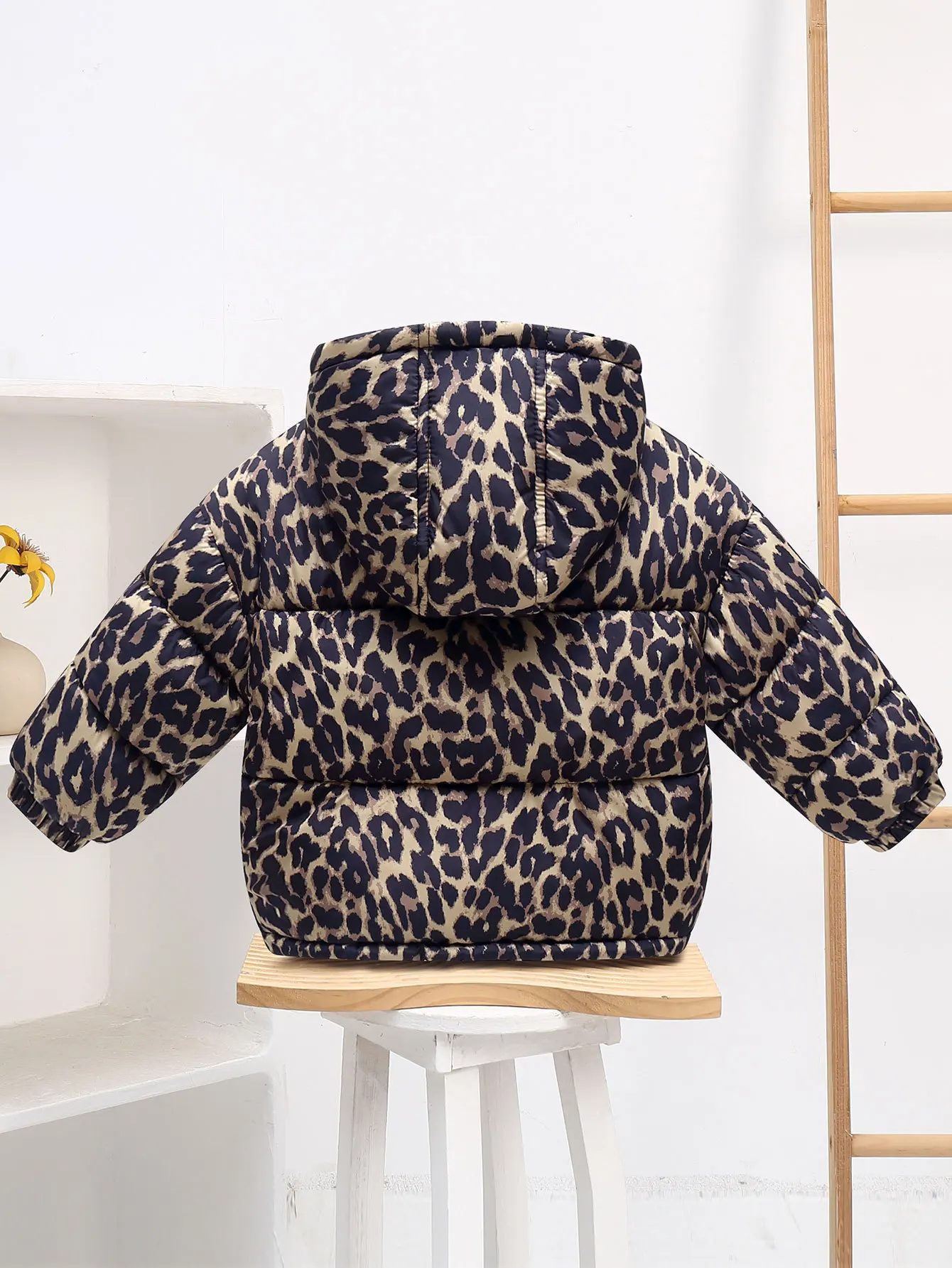 Kinder Daunenjacke mit Leopardenmuster und Kapuze 2026 Herbst Winter Baby Jungen Mädchen Lammwollfutter Dicke Warme Oberbekleidung Kinderkleidung – Detail 3