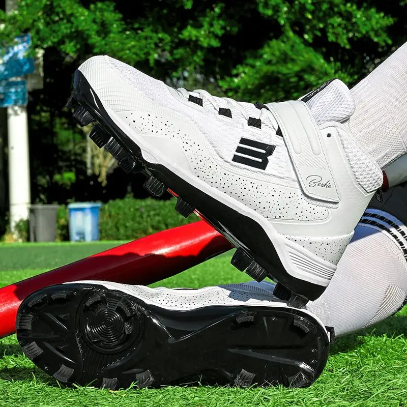 new wear-resistant non-slip sports shoes lightweight breathable comfortable softball shoes long spikes non-slip baseball shoes