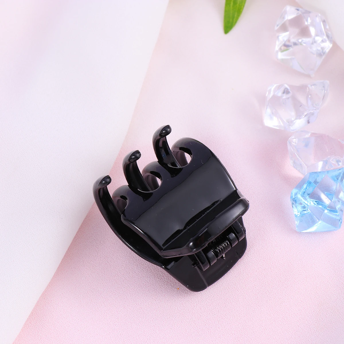 

24 Pcs Mini Hair Claws Styling Accessories Clips for Women Girls Kids Black Curly Retro Vintage Headdress Small Grip