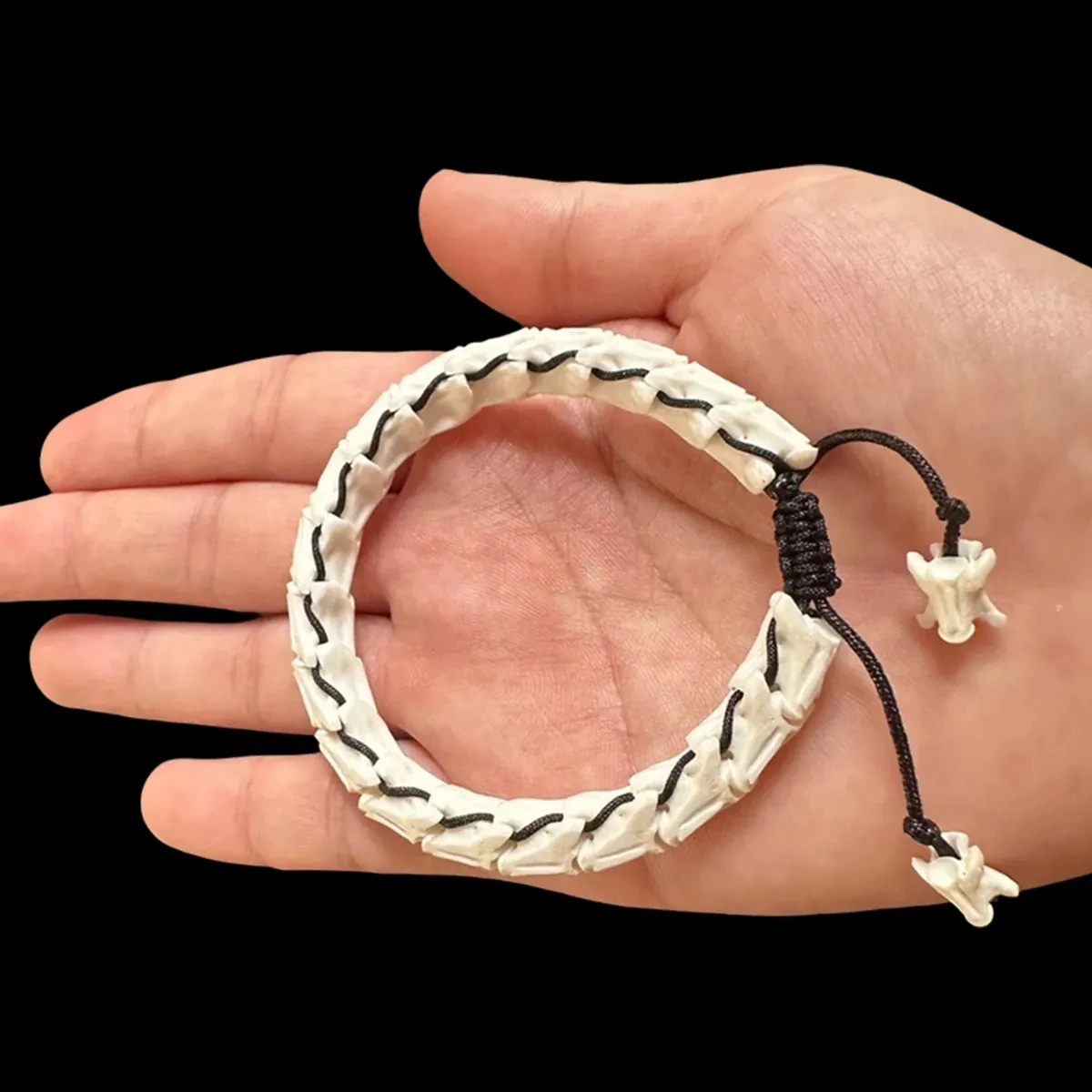 Fully Polished Snake Bone Bracelet Cool and Handsome Men Minimalist Bone Jewelry Couple Birthday Gifts Handmade Jewelry Bracelet