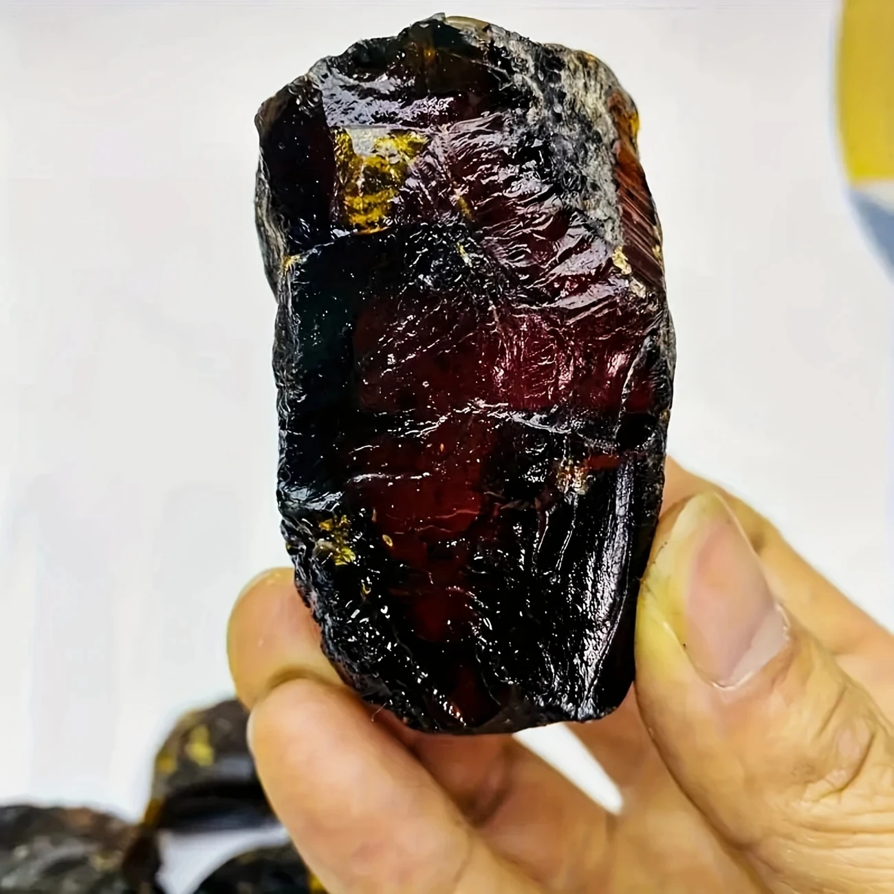 1 piece high quality amber rough stone, Bohemian style - with red fluorescence reaction, unpolished genuine amber