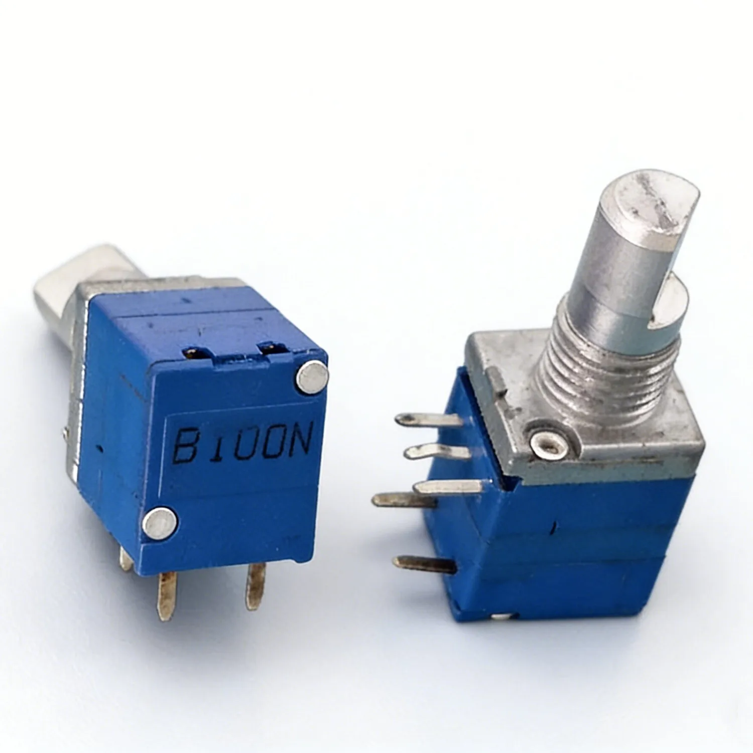 Original new 100% 9011 single potentiometer with switch B100K with step 36-point handle length 13MMF