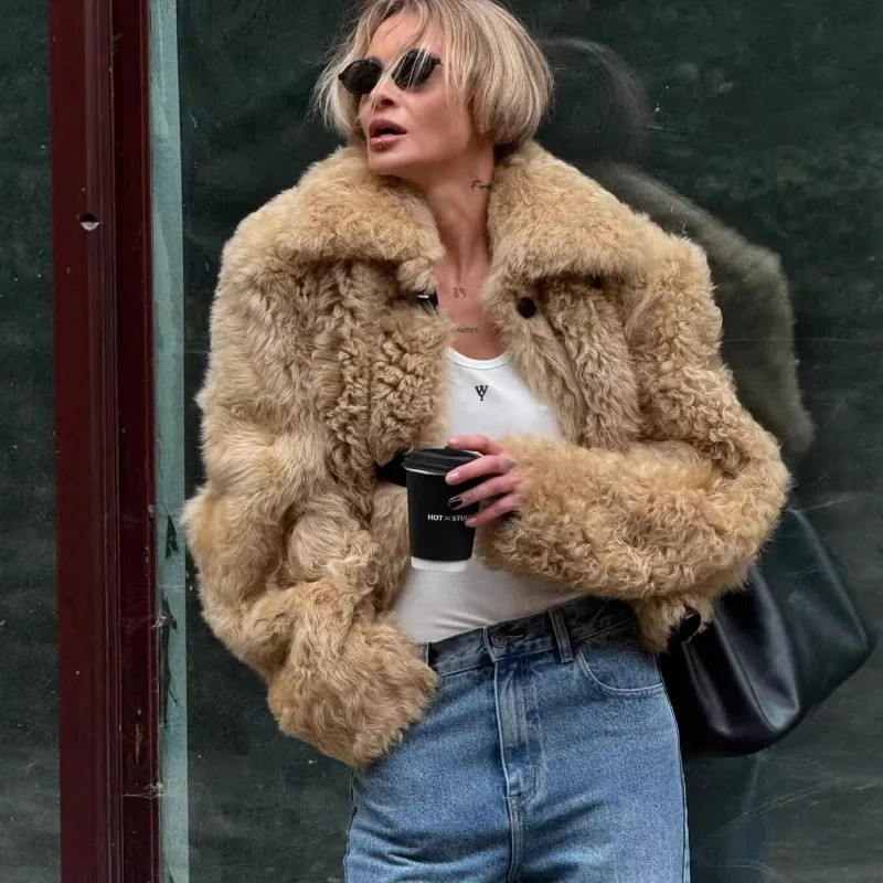 

Новая женская куртка из искусственного меха с воротником-стойкой из интегрированной кожи и меха, прямой экспорт с фабрики, оптовая продажа верхней одежды